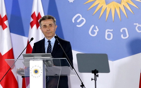 პრემიერის შეცვლას არც ერთ შემთხვევაში არ ვაპირებ - ბიძინა ივანიშვილი