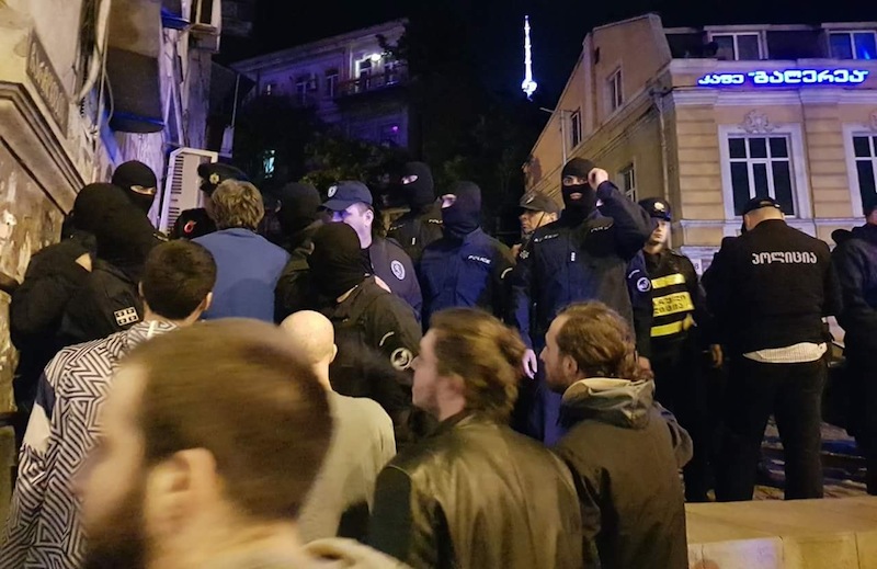 შსს-ს ინფორმაციით, ერთ-ერთი გამსაღებელი კლუბის დაცვის წევრია