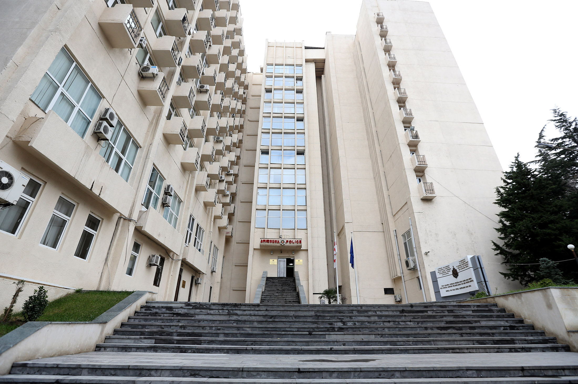 სპეცოპერაციისას დაკავებულ რამდენიმე პირს ბრალს სავარაუდოდ, დღეს წარუდგენენ