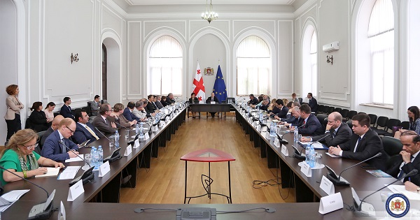 მიხეილ ჯანელიძე საქართველოში აკრედიტებული დიპლომატიური კორპუსის წარმომადგენლებს შეხვდა