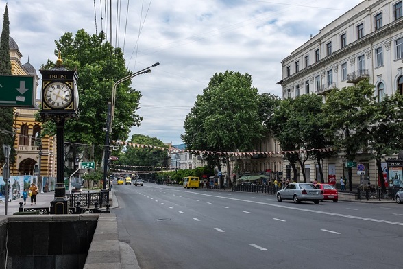 დღეს თბილისის რამდენიმე ქუჩაზე საავტომობილო მოძრაობა აიკრძალება