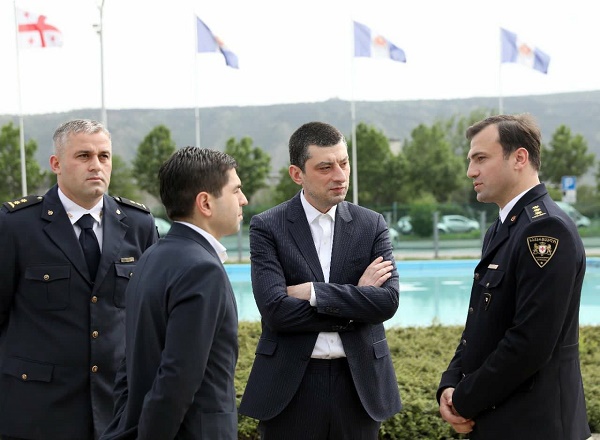 თბილისის ქუჩებში მუშაობა ქვეითმა პატრულმა დაიწყო