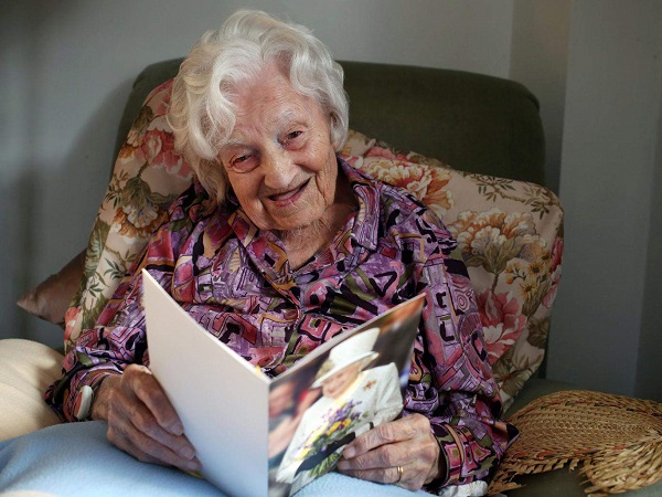 ბრიტანეთის უხუცესი ქალბატონი 113 წლის ასაკში გარდაიცვალა
