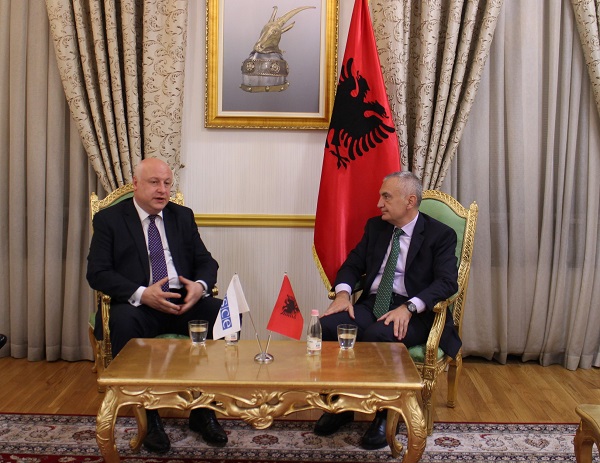 გიგი წერეთელი ალბანეთის პრეზიდენტს და ხელისუფლების წარმომადგენლებს შეხვდა