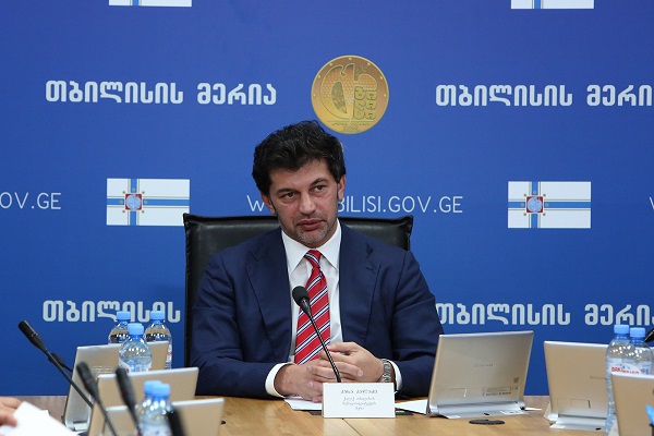 დედაქალაქის მერია ვარკეთილის მესამე მასივში ოთხი ავარიული ე.წ. „ხრუშჩოვკის“ ჩანაცვლებისთვის ინტერესთა გამოხატვას აცხადებს