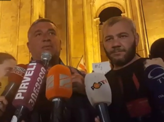 გიორგი გახარია ლევან დადუნაშვილის მამას შეხვდა 