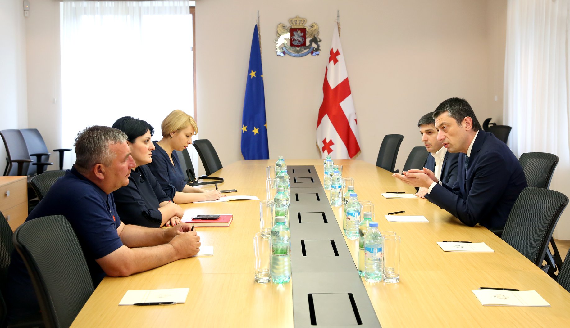 გიორგი გახარია მზად არის, უპირობოდ შეხვდეს ზაზა სარალიძეს - შსს