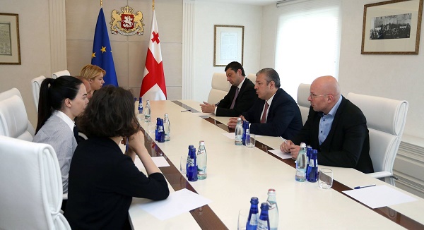პრემიერი მაჩალიკაშვილს: არ მინდა, გქონდეთ შეგრძნება, რომ თქვენ სახელმწიფომ გაგრიყათ და უარს ამბობს კომუნიკაციაზე