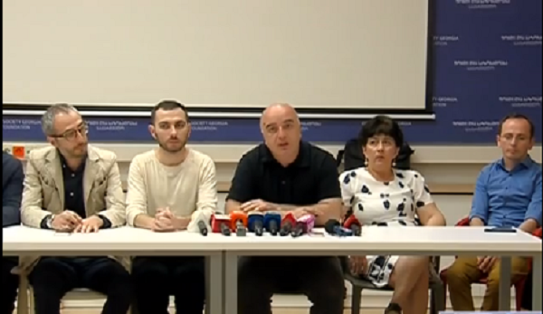არასამთავრობო ორგანიზაციები თეა წულუკიანის გადადგომას ითხოვენ