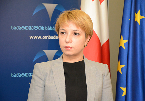 მაინტერესებს, სკოლამ შეისწავლა თუ არა ბულინგი, რომელსაც 2 არასრულსწლოვნის მსხვერპლი მოჰყვა - ნინო ლომჯარია