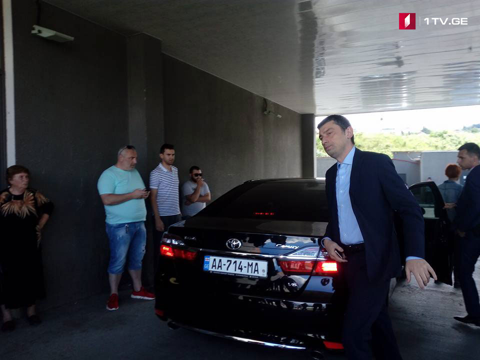 გომბორში ავარიისას დაშავებულების მოსანახულებლად გიორგი გახარია ჩავიდა 