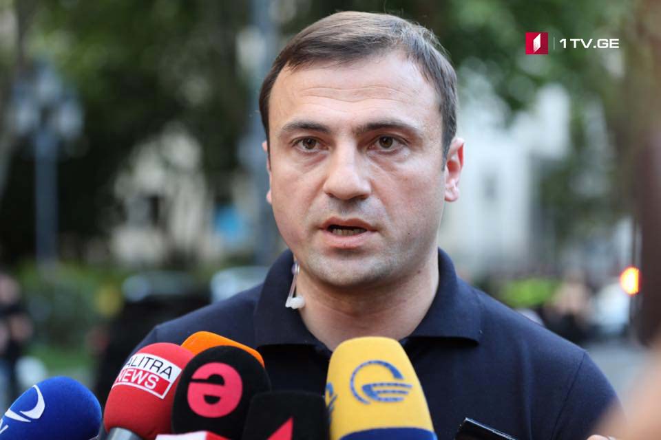 შსს რუსთაველის გამზირზე ორი პირის დაკავების ფაქტს ადასტურებს