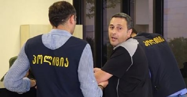 მერაბ მორჩაძის ადვოკატმა სასამართლოს მისი 10 000 ლარიანი გირაოს სანაცვლოდ გათავისუფლება სთხოვა