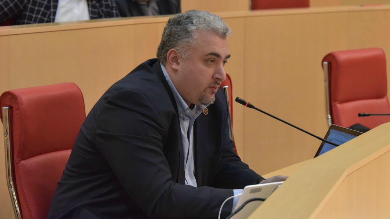 მოზარდების მკვლელობის საქმესთან დაკავშირებით არის ძალიან ბევრი კითხვა, რომელზეც პასუხები არ ჩანს - სერგი კაპანაძე