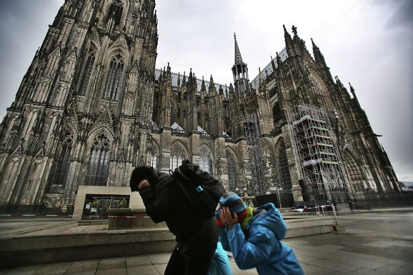  გერმანიაში კელნის საკათედრო ტაძრის ევაკუაცია მოხდა 