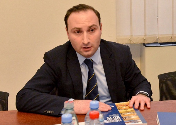 თუ ოპოზიციას მართლა აქვს მტკიცებულებები, რომ სიაში ვინმე გარდაცვლილია, წარმოადგინოს ინფორმაცია - ანრი ოხანაშვილი