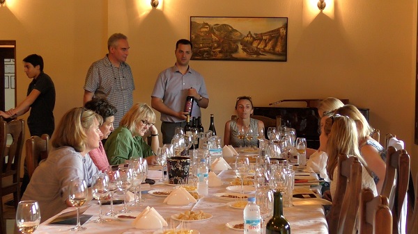 Swirl Wine Group-ი ქართულ ღვინოს სწავლობს