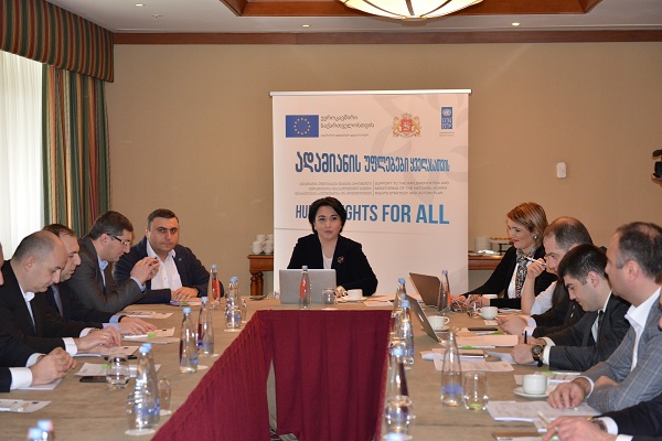 პრეზიდენტისთვის  მოქალაქეობის მინიჭების უფლების ჩამორთმევის საკითხს იურიდულ კომიტეტზე დაპირისპირება მოჰყვა 