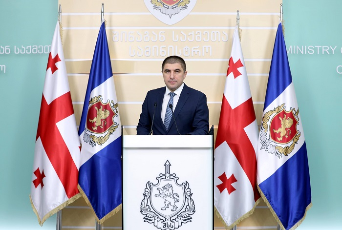შინაგან საქმეთა სამინისტრომ არასრულწლოვანთა ტრეფიკინგის ბრალდებით 2 პირი დააკავა