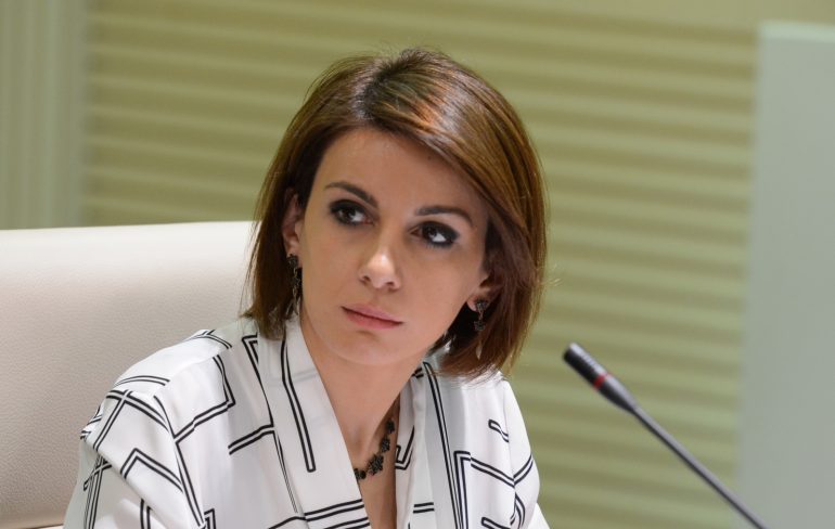 თამარ ჩუგოშვილის ინფორმაციით, „ქართული ოცნების" პოლიტსაბჭოში გიორგი კვირიკაშვილს მამუკა ბახტაძე შეცვლის