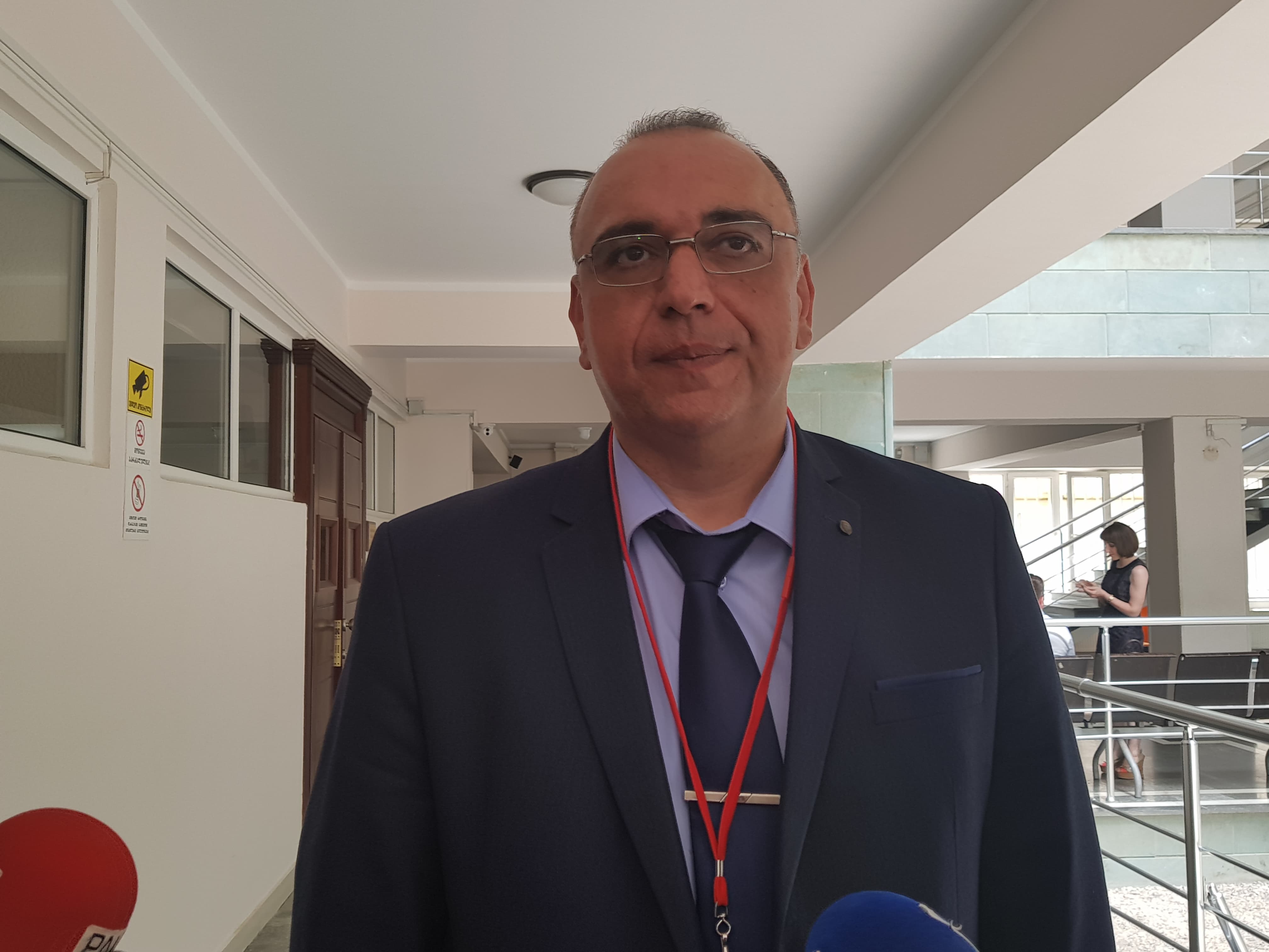 სააკაშვილის საქმეზე ერთადერთი მოწმე - დათა ახალაია ჰყავდათ, რომელიც ამავე საქმის სხვა ეპიზოდზეა ბრალდებული - ირაკლი ნადარეიშვილი