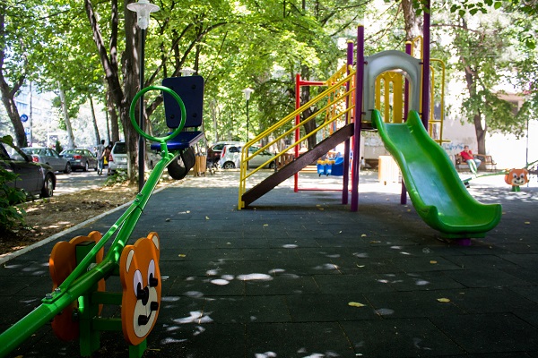 დიდუბის რაიონში 23 სკვერი მოეწყო