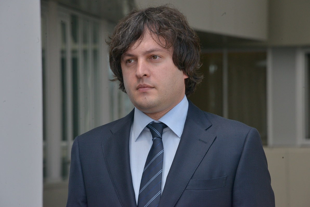 „ქართულ ოცნებაში“ საპრეზიდენტო კანდიდატთან დაკავშირებული კონსულტაციები კვირის ბოლომდე დასრულდება - ირაკლი კობახიძე 
