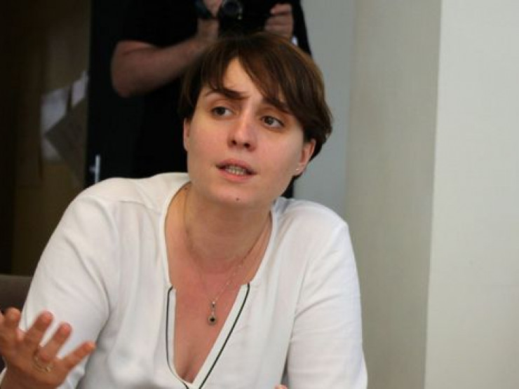 ახლა მთელი ქვეყანა უნდა დავსხდეთ და ვიმარჩიელოთ, რა იგულისხმა ბატონმა ბიძინამ, რა ახალი კონსტრუქცია მოიგონა - ხოშტარია