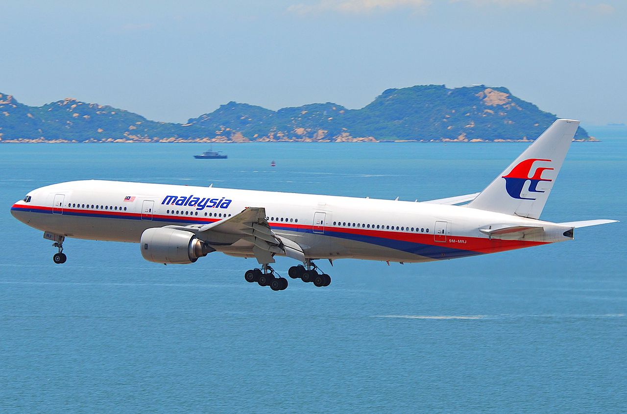 მალაიზიელებმა Malaysia Airlines-ის ლაინერის გაუჩინარების მიზეზი ვერ დაადგინეს