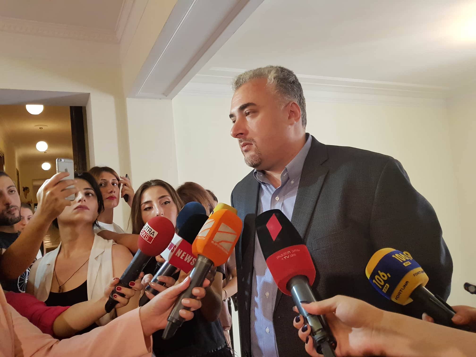 შეკითხვები შეეხება იმას, თუ რა მოხდა და რა არა გამოძიების პროცესში, ასევე როგორ შევიდა ეს საქმე ჩიხში - სერგი კაპანაძე