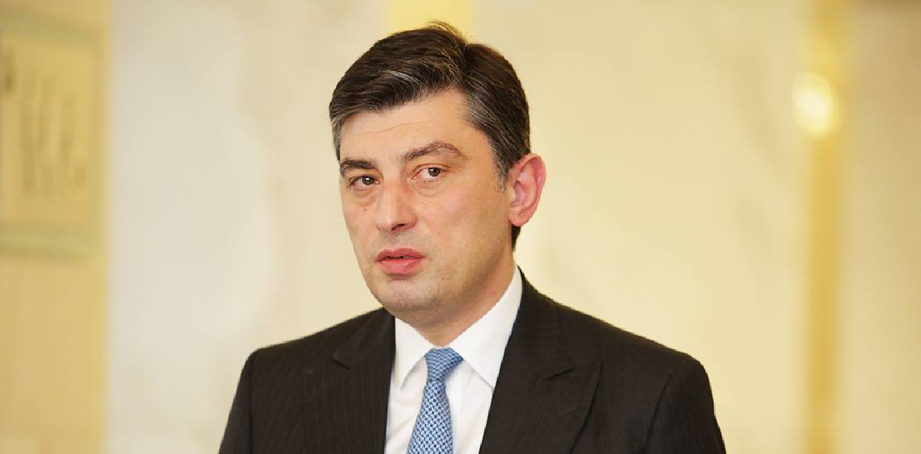თხოვნა მაქვს ყურადღებით მომისმინოთ, კარგი იქნება ტელეფონსაც თუ მოეშვებით, რომ ყურადღება არ გაგეფანტოთ - კაპანაძე გახარიას