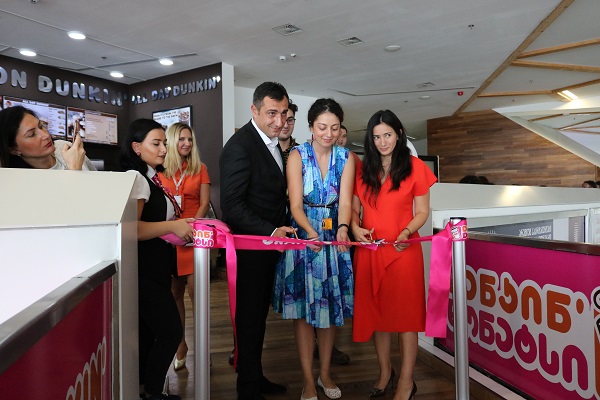  ქუთაისის საერთაშორისო აეროპორტში Dunkin' Donuts გაიხსნა