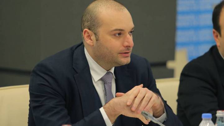 პრემიერ მინისტრი გიორგი ბახტაძე თუშეთის მკვიდრებს თუშეთობას ულოცავს 