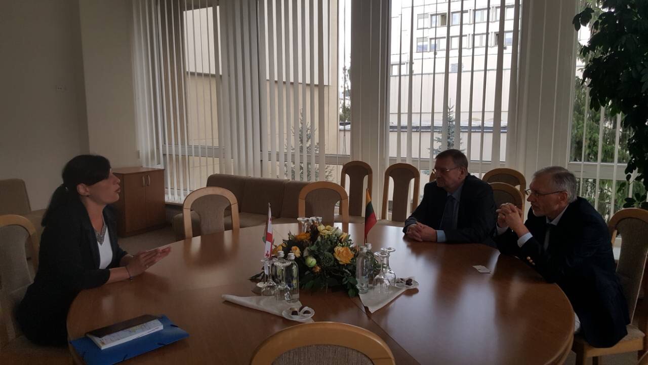 ლიეტუვა ერთადერთი ქვეყანაა, რომელმაც ოთხოზორია-ტატუნაშვილის სიაში შემავალ პირებზე სანქციები დააწესა - ქაცარავა
