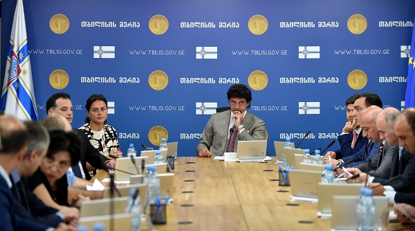 კახა კალაძე პარლამენტს ბინადრობის უფლების შესახებ საკანონმდებლო ცვლილებების დაჩქარების თაობაზე მიმართავს