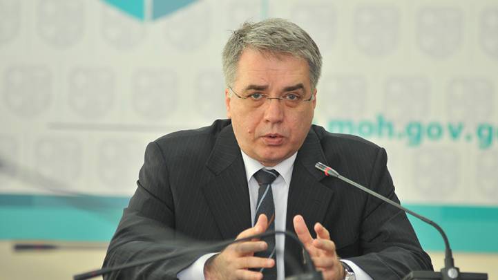 დავით სერგეენკო ბრიფინგს გამართავს