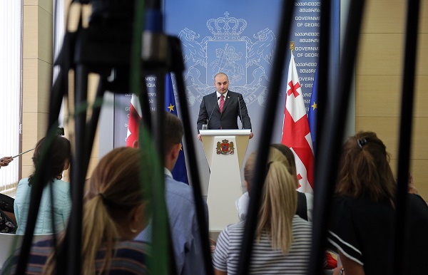 მამუკა ბახტაძე: კიდევ უფრო აქტიურ ნაბიჯებს გადავდგამთ, რათა მოსახლეობას მედიკამენტების შეძენის ხარჯი მინიმუმამდე შეუმცირდეს