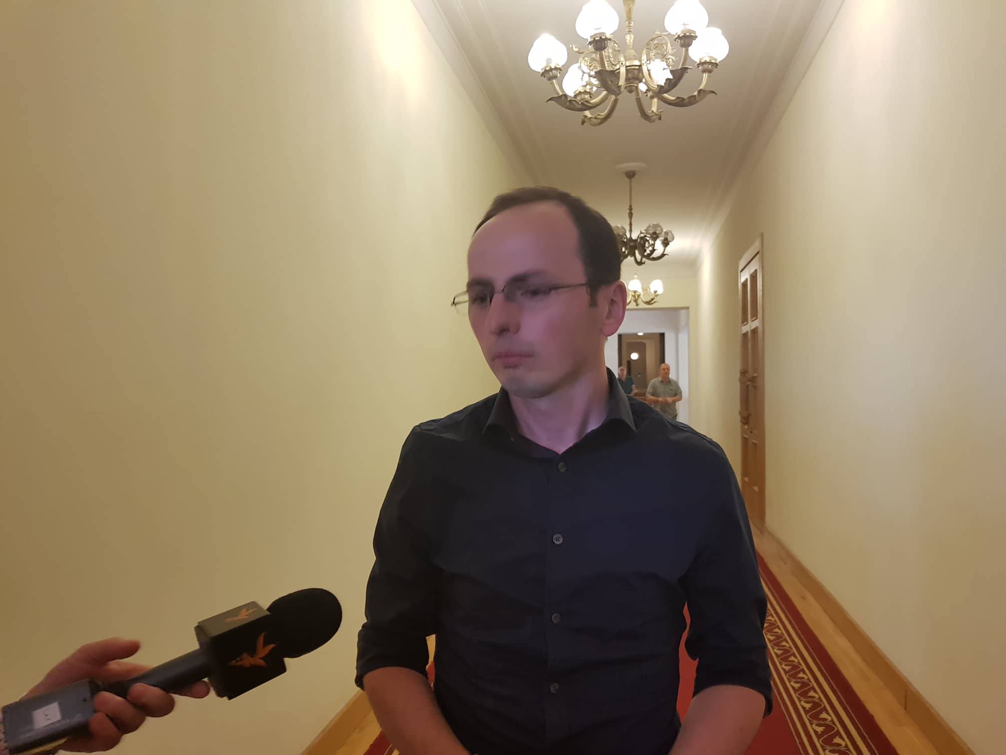 თუკი, ამ მასშტაბის გახმაურებულ საქმეზე ამდენი პრობლემაა გამოძიებაში, იოლი წარმოსადგენია, გაუხმაურებელ საქმეებში რამდენი ტიპის პრობლემაა - სულხან სალაძე ხორავას საქმეზე