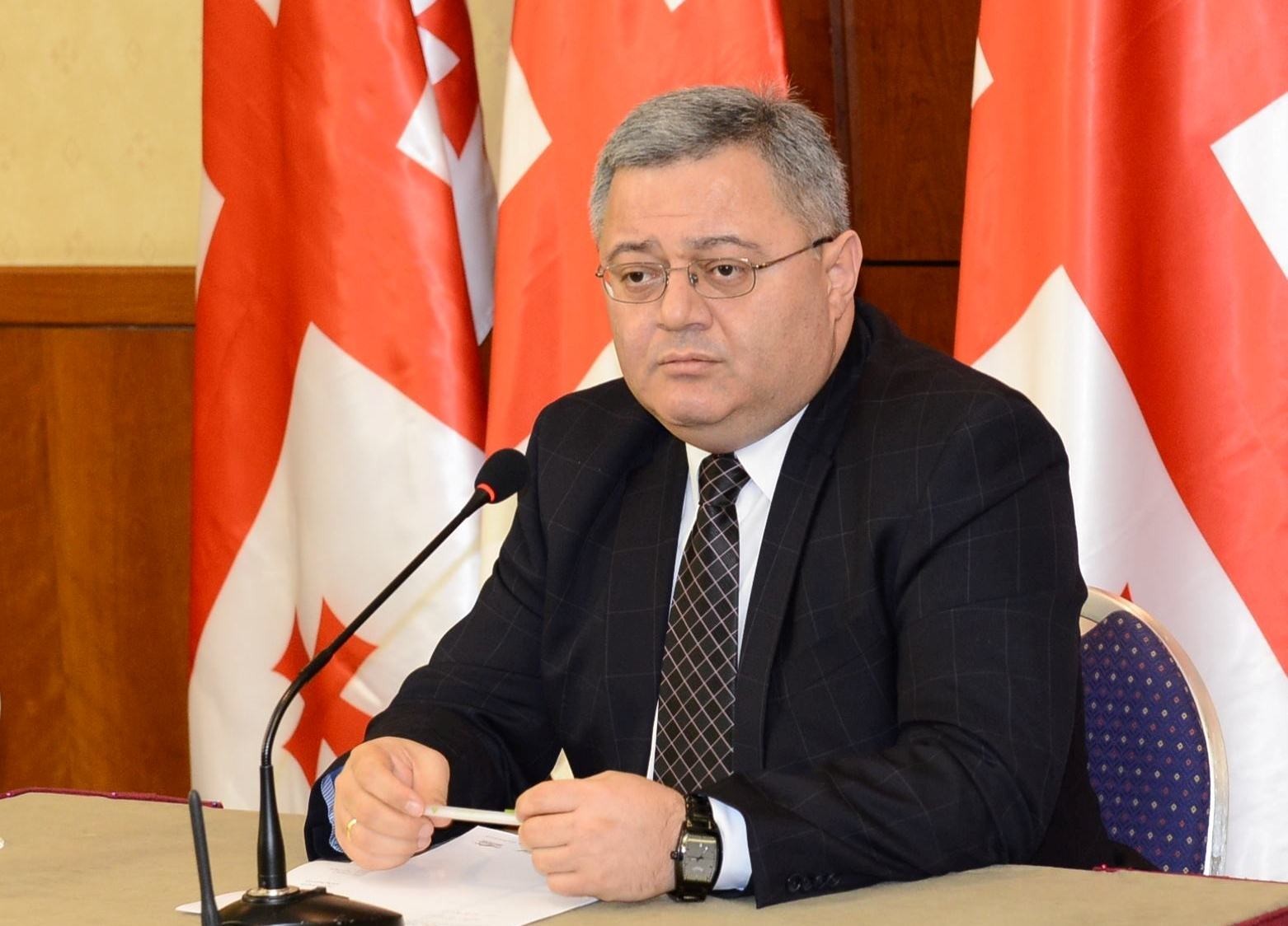 „ქართული ოცნების“ ხელმძღვანელი რომ ივანიშვილია, არ ვიცი, ბახტაძეს რატომ რცხვენია და რატომ უჭირს ამის აღიარება - უსუფაშვილი