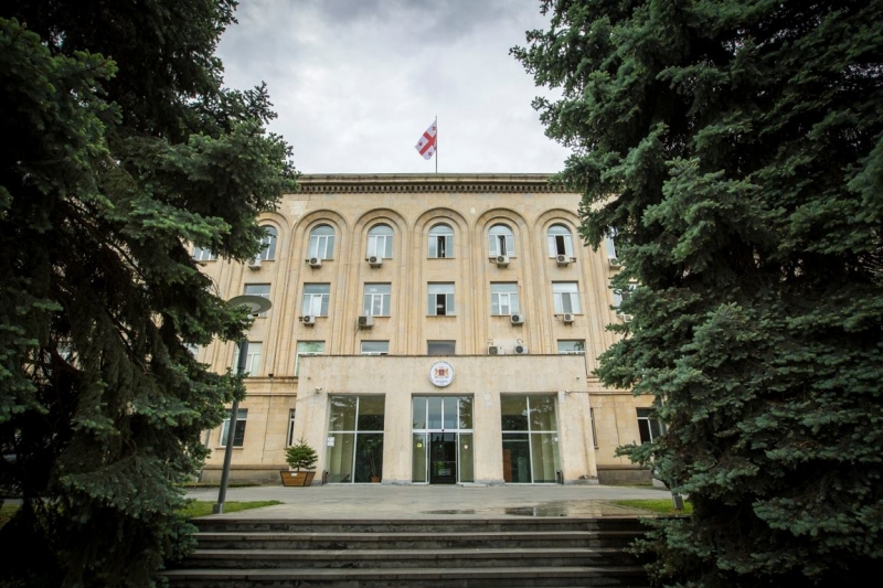 გარემოს დაცვისა და სოფლის მეურნეობის სამინისტროს ეზოში პრესკონფერენცია გაიმართება