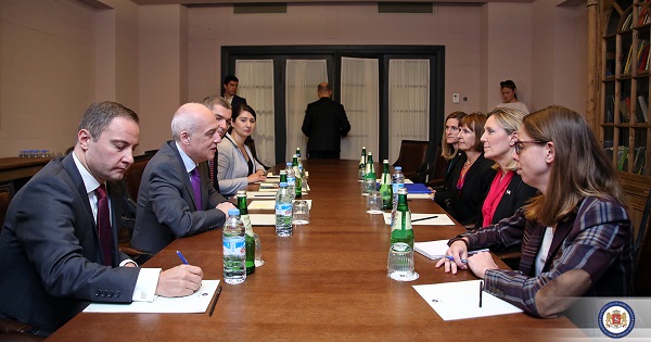 დავით ზალკალიანი აშშ-ს სახელმწიფო მდივნის მოადგილეს შეხვდა