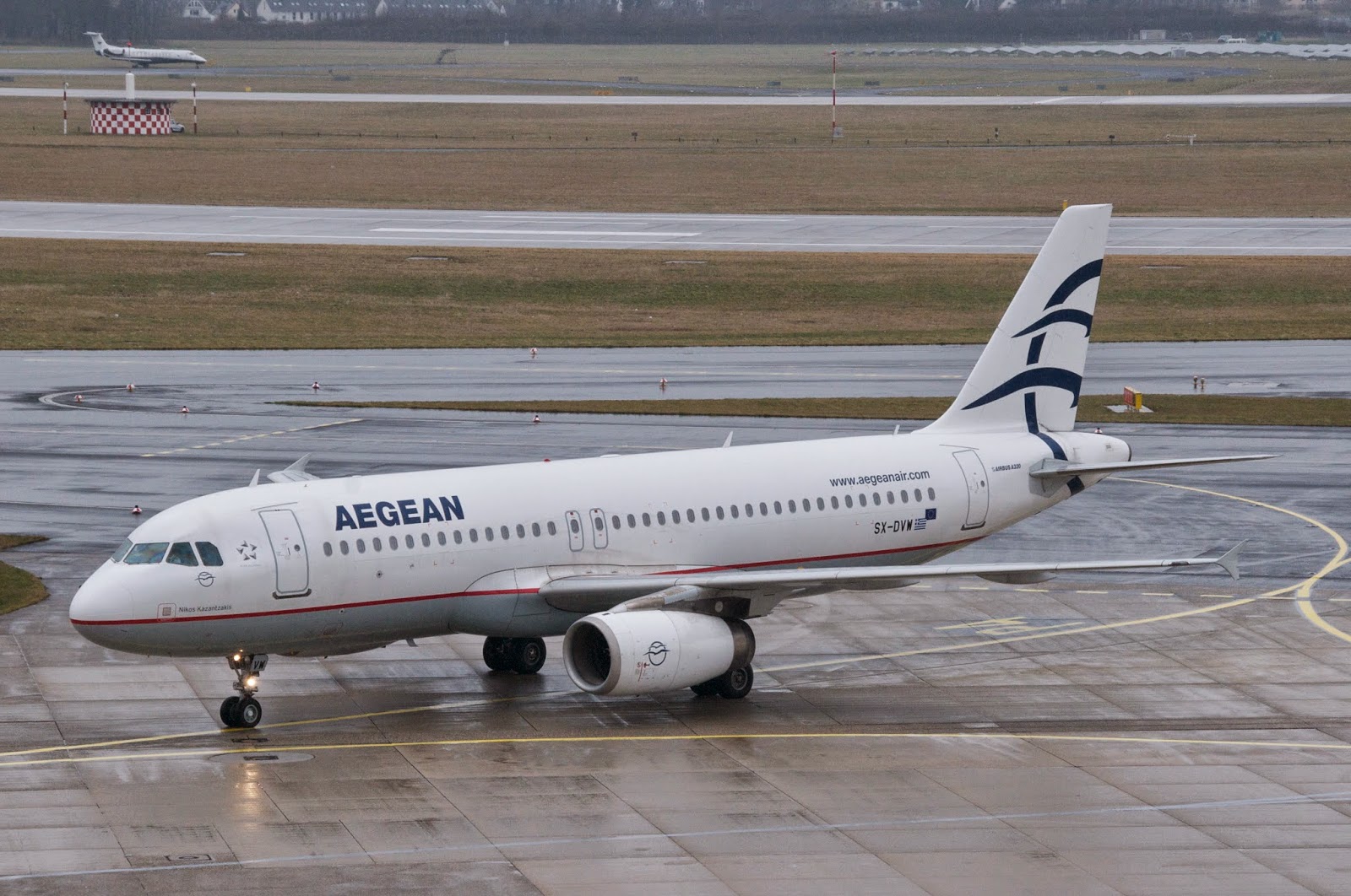 Aegean Airlines-ი 7 საერთაშორისო მიმართულებაზე 40%-მდე ფასდაკლების აქციას აცხადებს