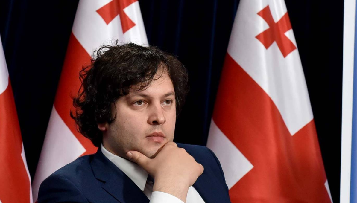მოღალატე თავისი არსით არის ის, ვისაც გულში აქვს მტერი სახელმწიფოს სიყვარული და ეს არის გრიგოლ ვაშაძე - კობახიძე