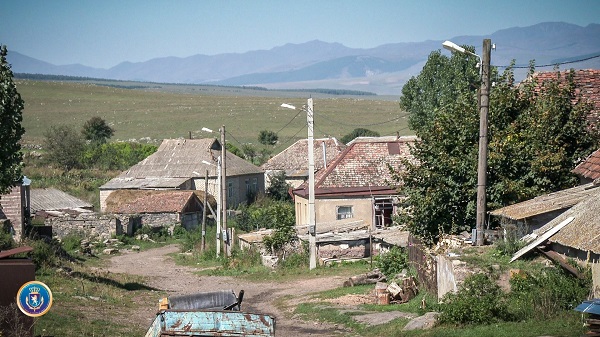 საგამოძიებო სამსახურმა სახელმწიფოს კუთვნილი  ქონების მოტყუებით დაუფლების ფაქტზე სამი პირი პასუხისგებაში მისცა