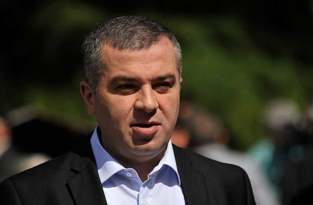 ეს არის ის საქციელი, რომელსაც მაგალითად სჩადის რუსეთის მთავრობის წევრი უცხოეთში - ბაქრაძე წულუკიანზე