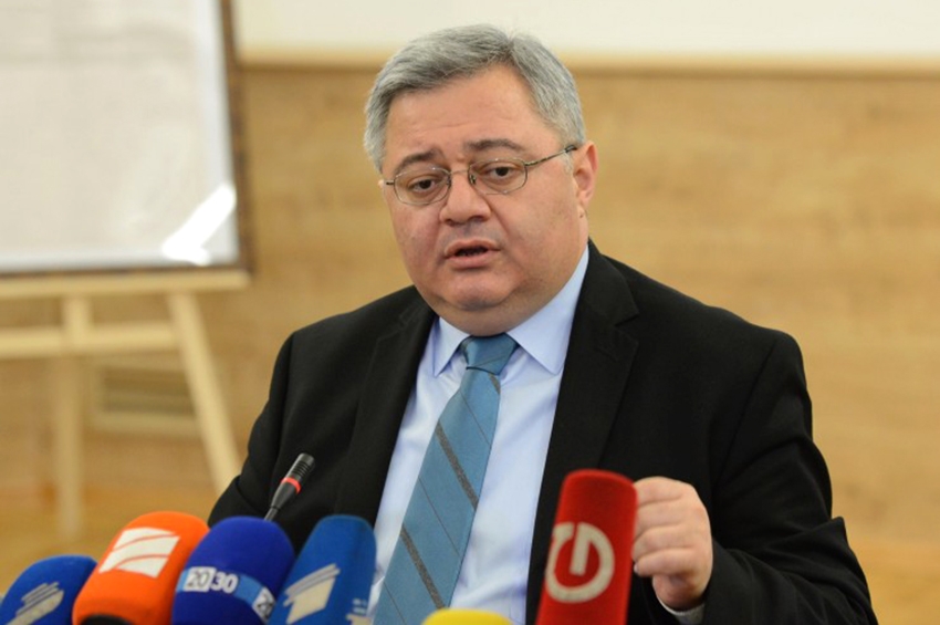 გუშინ ვნახეთ ფარცხალაძის ადვოკატი, რუსთავი 2-ის პროკურორი, ჟურნალისტების მასწავლებელი - უსუფაშვილი ივანიშვილზე