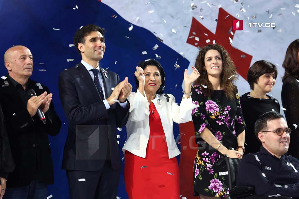 ვიცით, რომ ყველას დაგიცავთ, დაიცავს საქართველოს, როგორც ჩვენ დაგვიცვა - სალომე ზურაბიშვილის შვილი