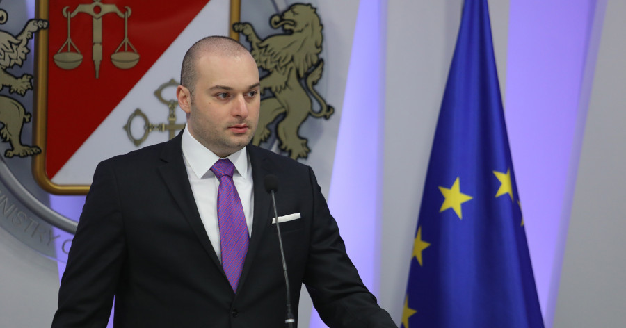 ქალბატონ სალომეს ინტენსიური წინასაარჩევნო შეხვედრების გრაფიკი აქვს - მამუკა ბახტაძე