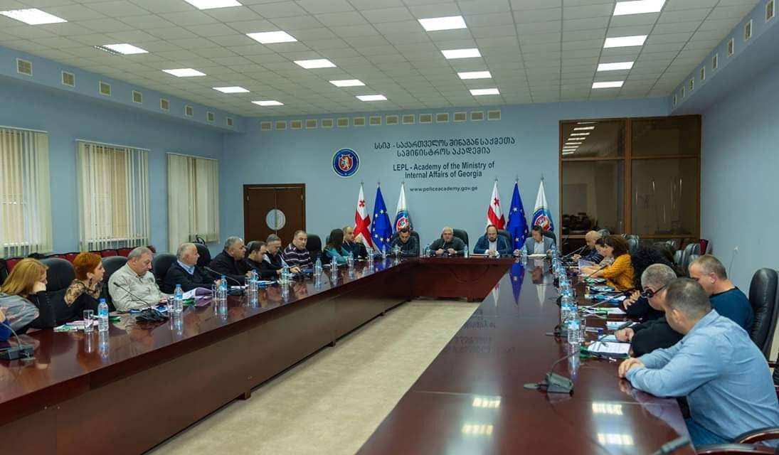 შსს-ს მიგრაციის დეპარტამენტის თანამშრომლებს ევროპელმა ექსპერტებმა საკუთარი გამოცდილება გაუზიარეს