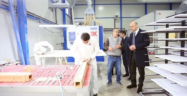 გიორგი ქობულიამ ავეჯის მწარმოებელი კომპანიების წარმომადგენლებთან სექტორში არსებული გამოწვევები განიხილა